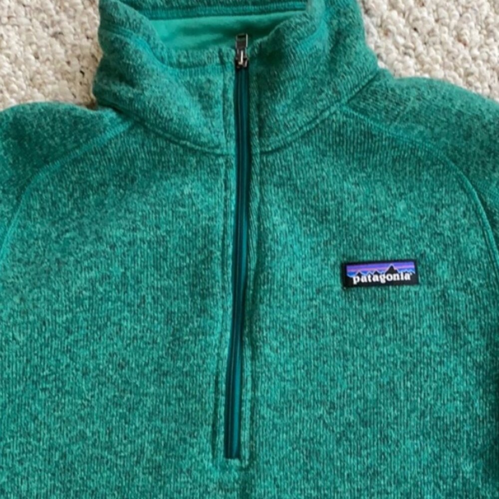 Patagonia green pullover fleece size M